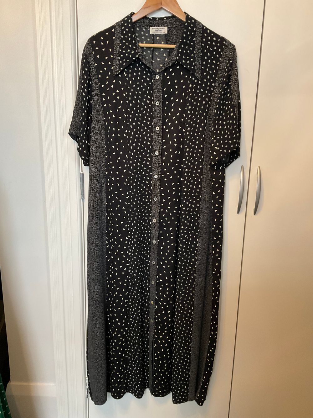 Nearly new - Black Patterned Dress - Twenty Seven Names