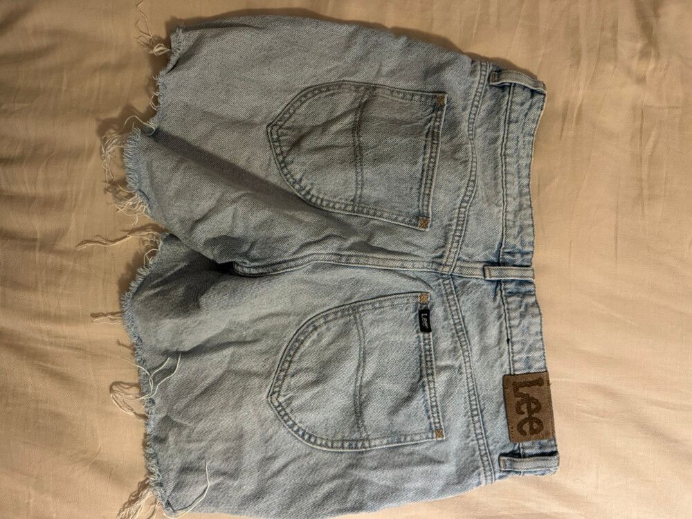 90s Mid Rise Lee Shorts