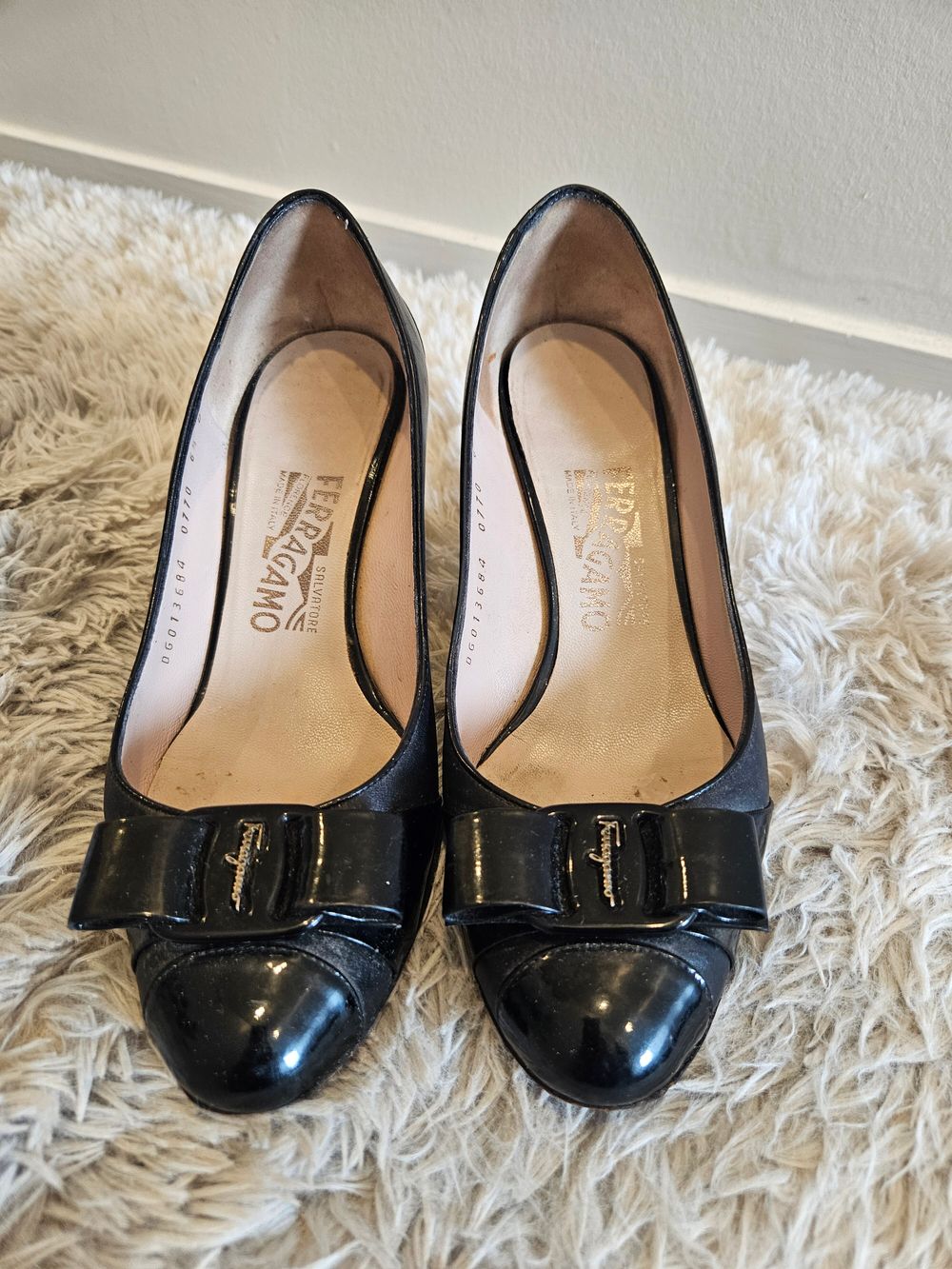 Black Ferragamo court shoes