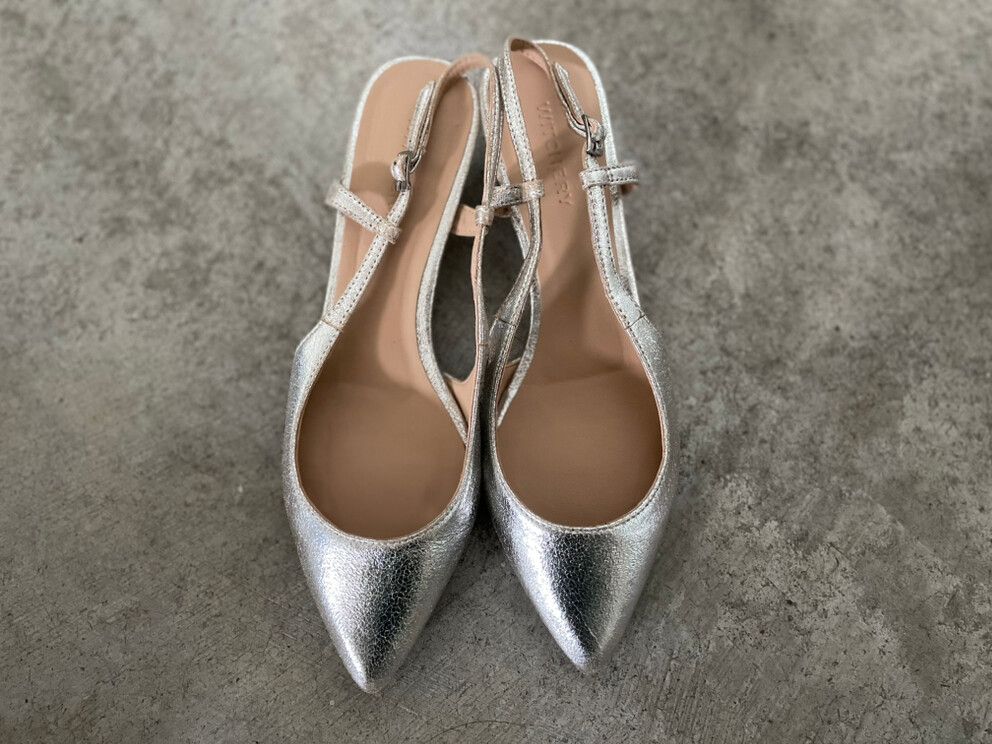 Witchery Silver Heels Size EU 38
