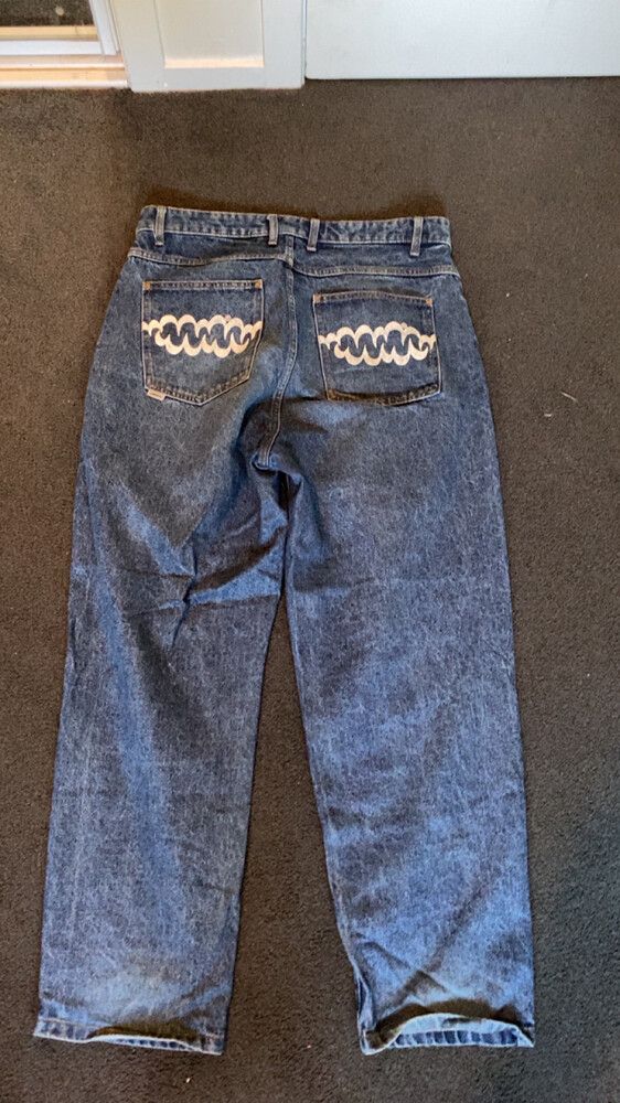 LOWER Blue Jeans