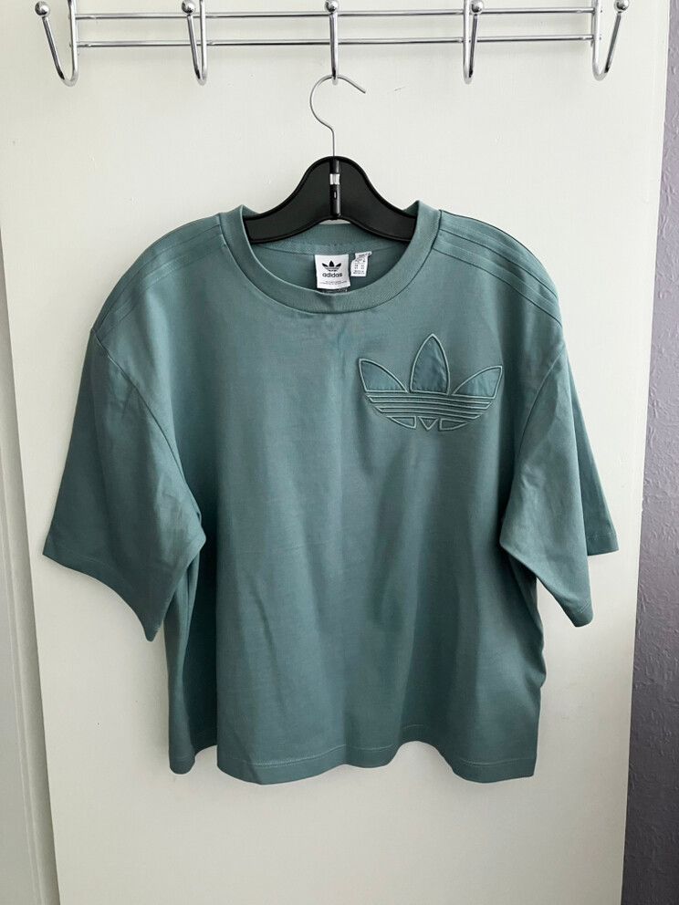 adidas tee