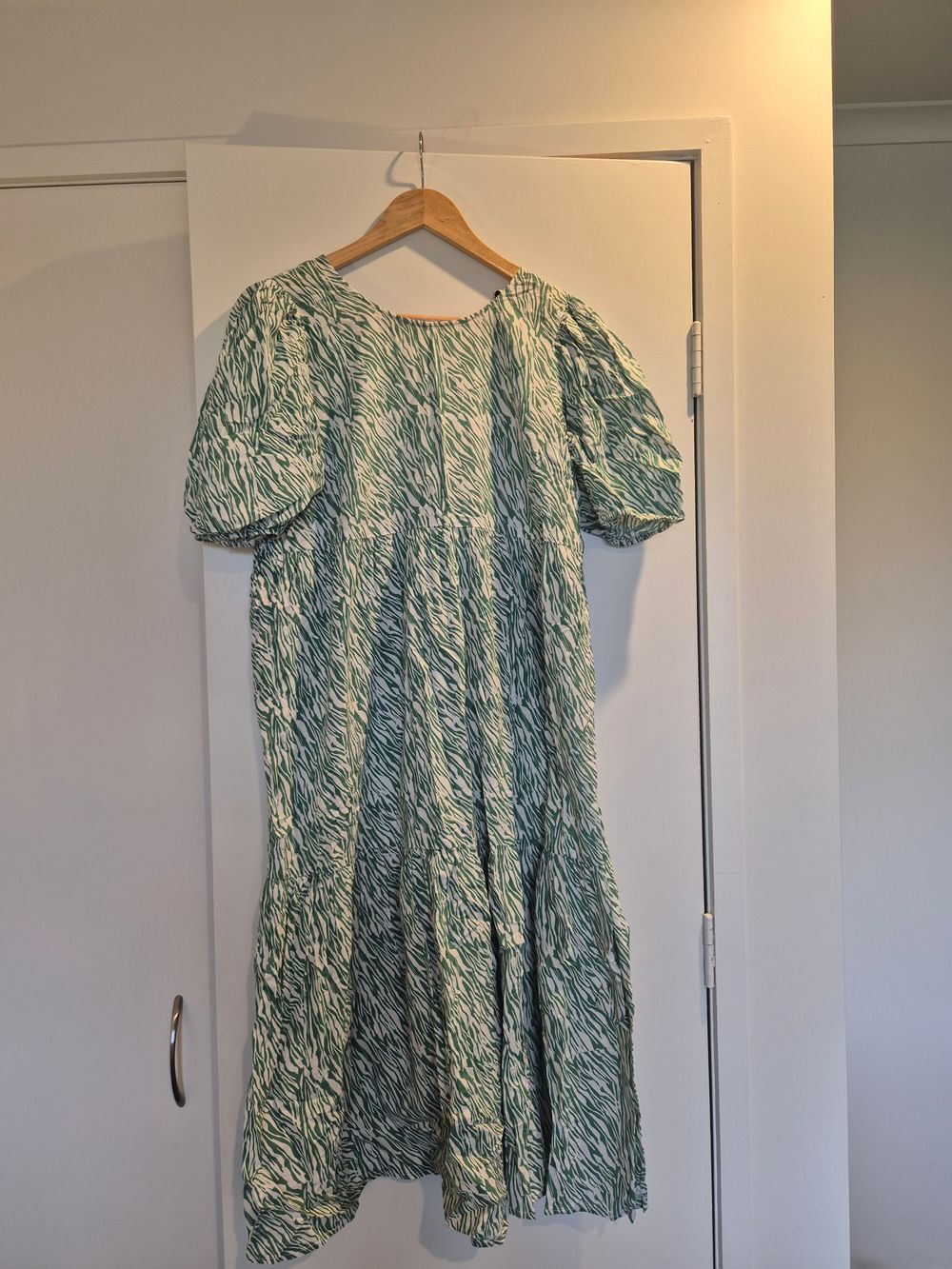 Stella + Gemma - Green Animal Print Dress on Designer Wardrobe