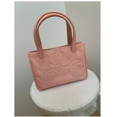 Authenticated✅Patent leather hand bag✨ Made In Italy ✨