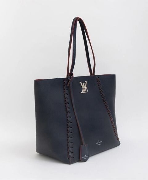 NEW LV Microchip ✅ Authenticity Certificate ✅ LV Lock Me Tote✨ Made in France ✨ ✨