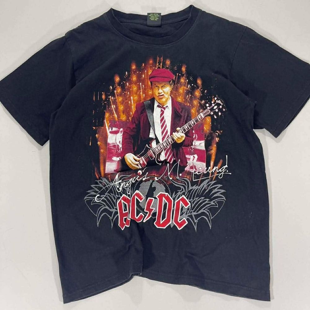 AC/DC ANGUS YOUNG BLACK T-SHIRT (M)