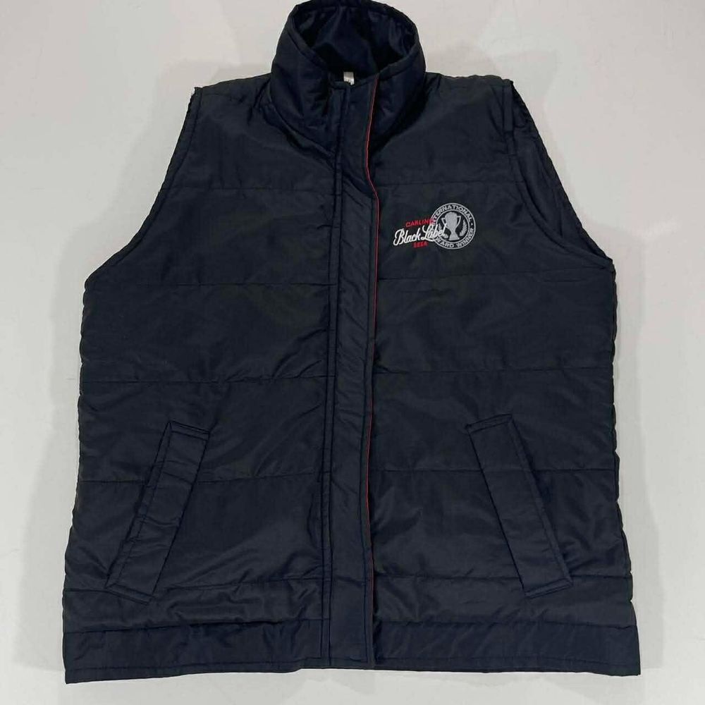 CARLING BLACK LABEL BEER PUFFER VEST (M)