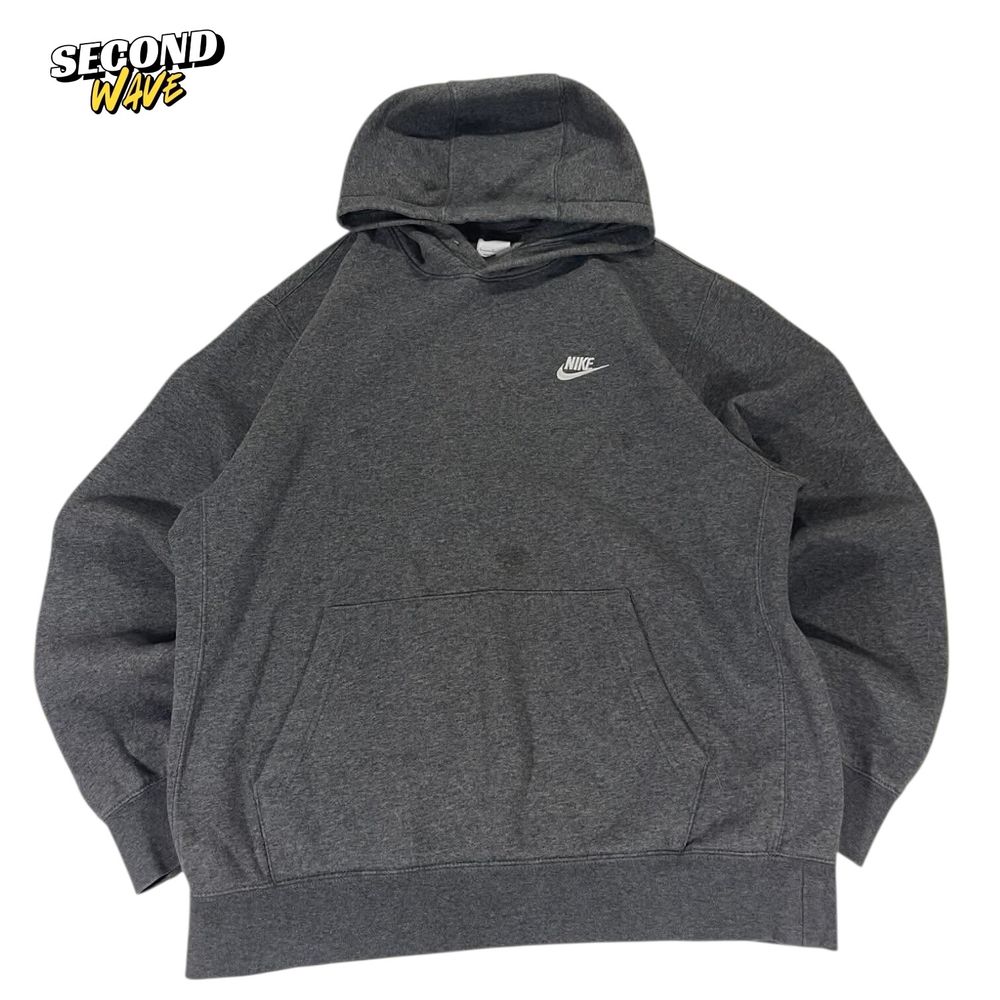 NIKE GREY HOODIE WITH EMBROIDERED LOGO (L)