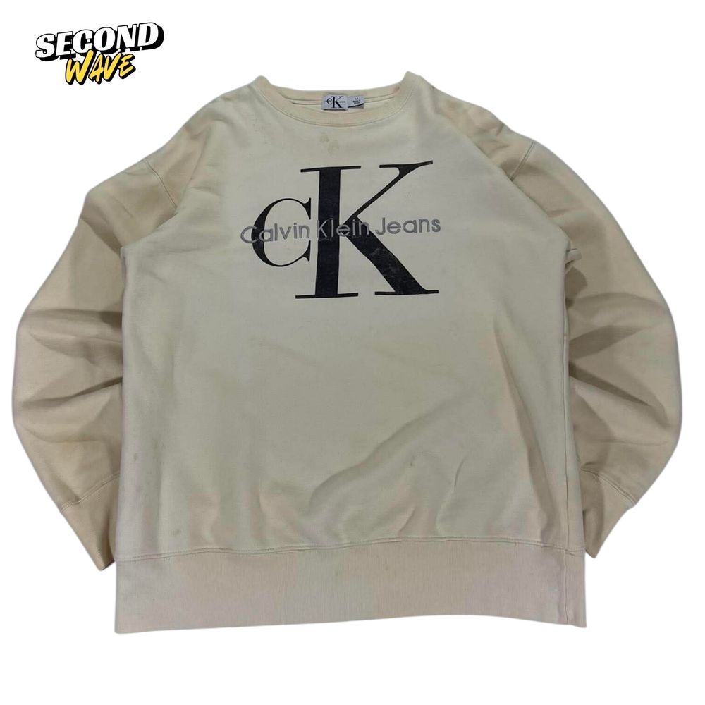 TRASHED VIBES CALVIN KLEIN CREAM CREWNECK (M)