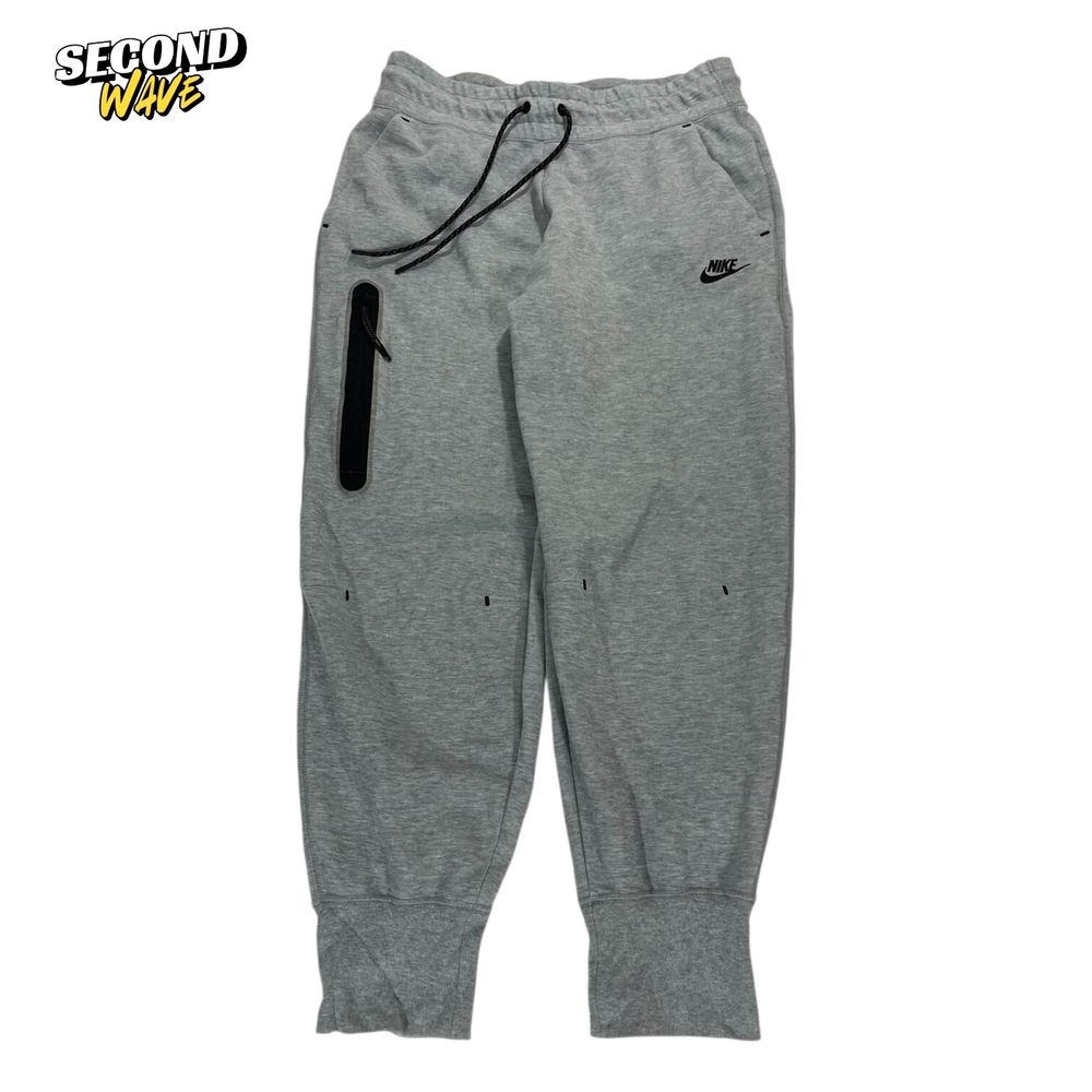 NIKE GREY SWEATPANTS (M)