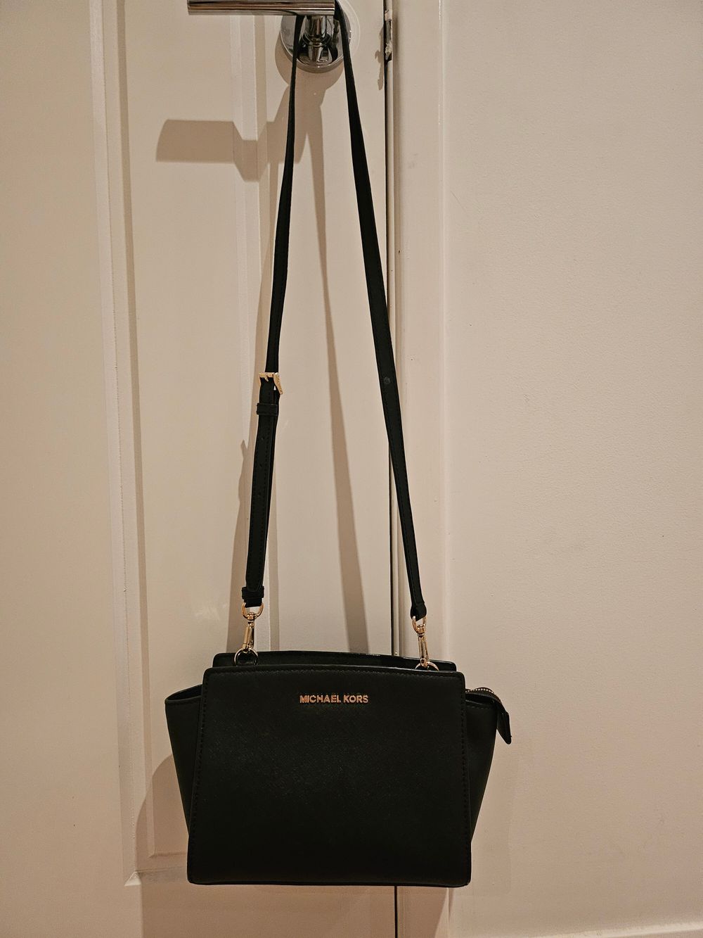 Michael Kors MK Selma Black Saffiano Leather Satchel Crossbody