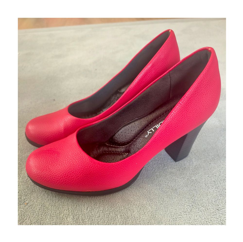 Red Pumps - Picadilly comfort