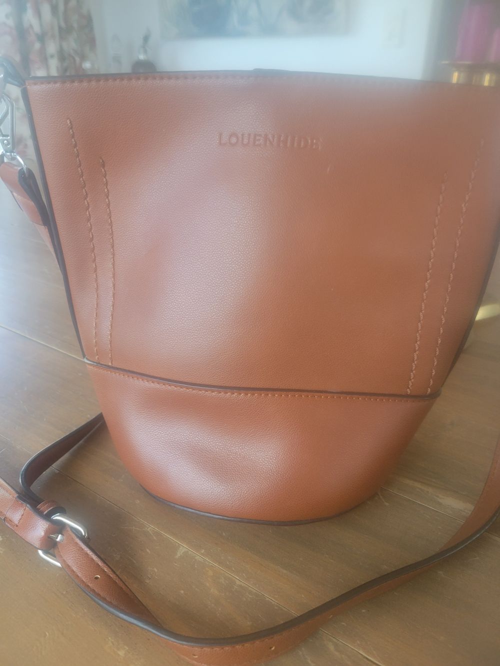 Louenhide Handbag