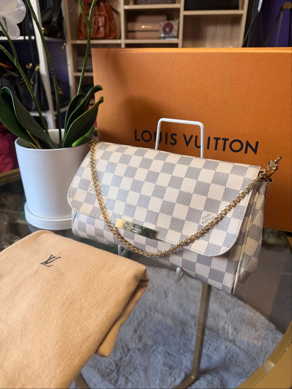 Louis Vuitton Damier Azur Favorite MM Crossbody / Clutch