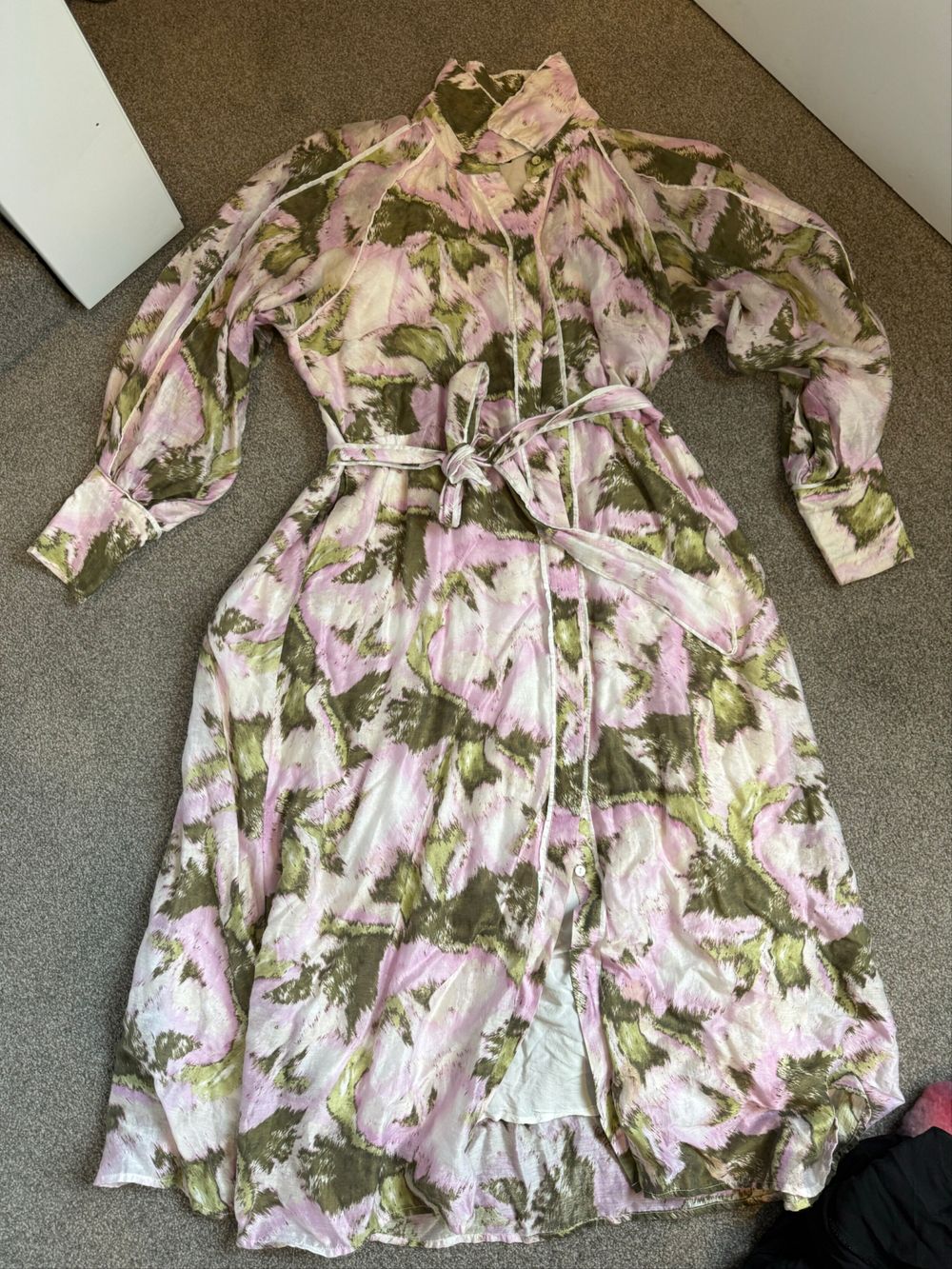 Decjuba Pink and Green Floral Midi shirt Dress 16
