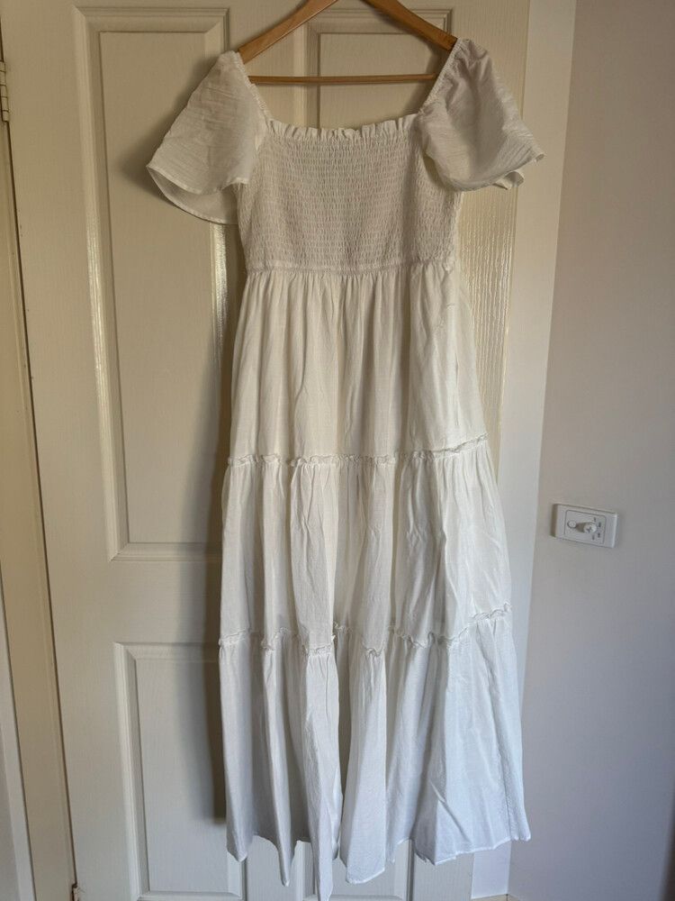 Love Ellis Rose White Tiered Midi Dress