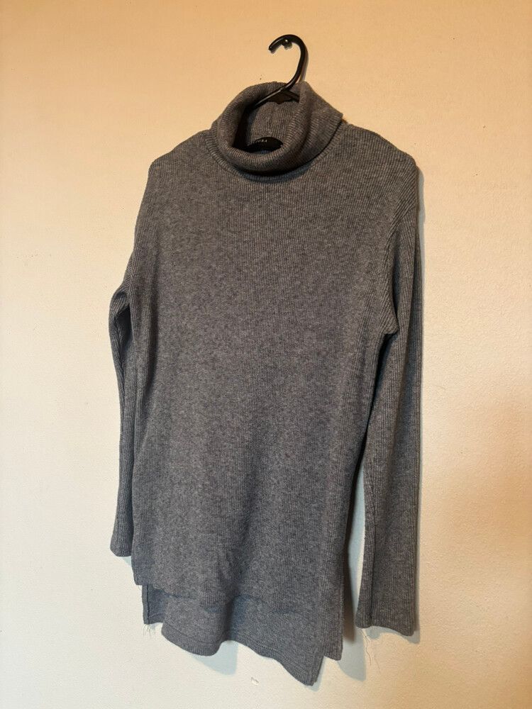 Long Sleeve Turtle Neck Knit Top