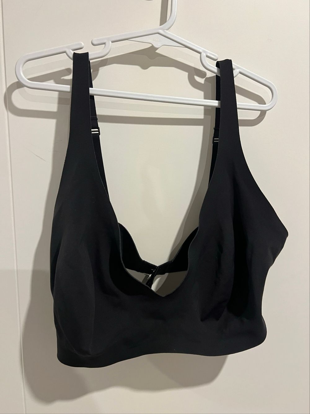 SKIMS Black Fits Everybody Unlined Apex Plunge Bra