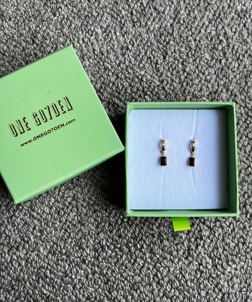 Garnet drop earrings