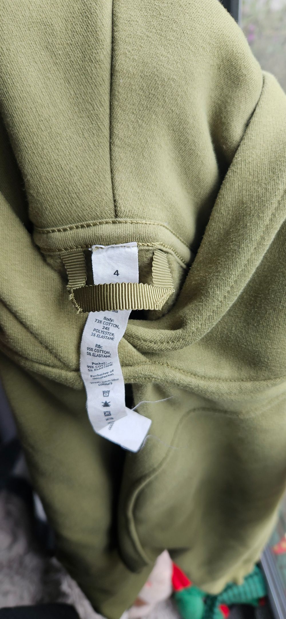 Lululemon size 4 green hoodie