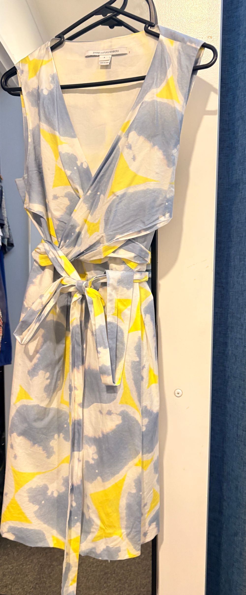 Diane von Furstenberg Grey/blue and Yellow Dress wrap dress