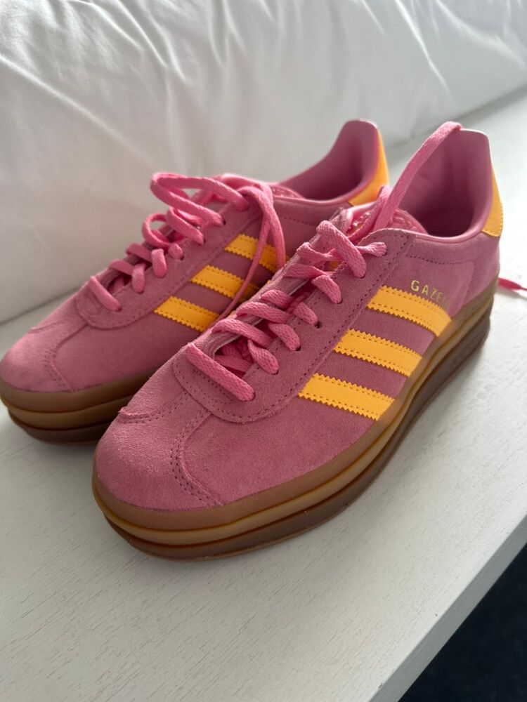 adidas gazelle silver green womens Gucci X ADIDAS Ginza Calfskin Demetra Gazelle Wedge Sneakers 39.5 King Gold  Black 1839087  FASHIONPHILE