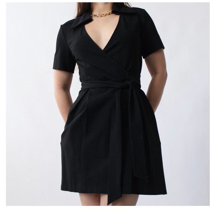 Diane von Furstenberg DVF - Classic DVF Wrap Mini Dress - Black, Structured, W Collar on Designer Wardrobe Diane von Furstenberg DVF - Classic DVF Wrap Mini Dress - Black, Structured, W Collar on Designer Wardrobe
