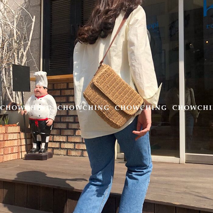 Straw cross bag