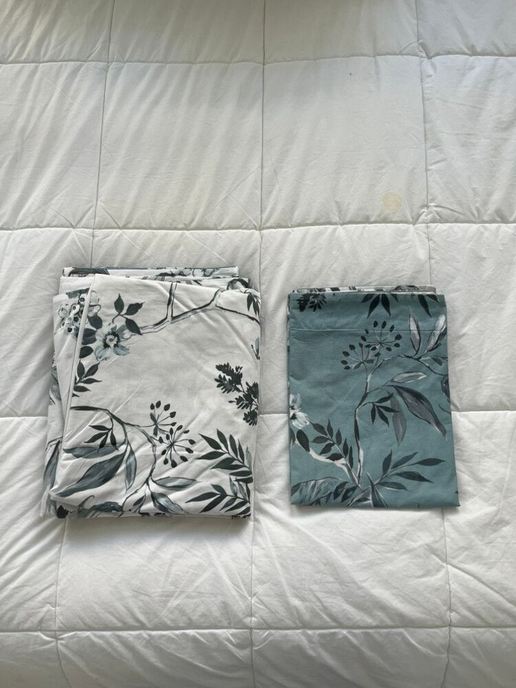 Wallace Cotten duvet cover and matching pillow cases