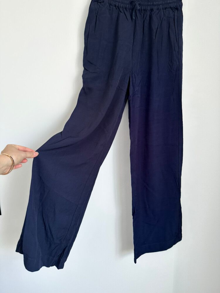 Max Navy Blue Pants