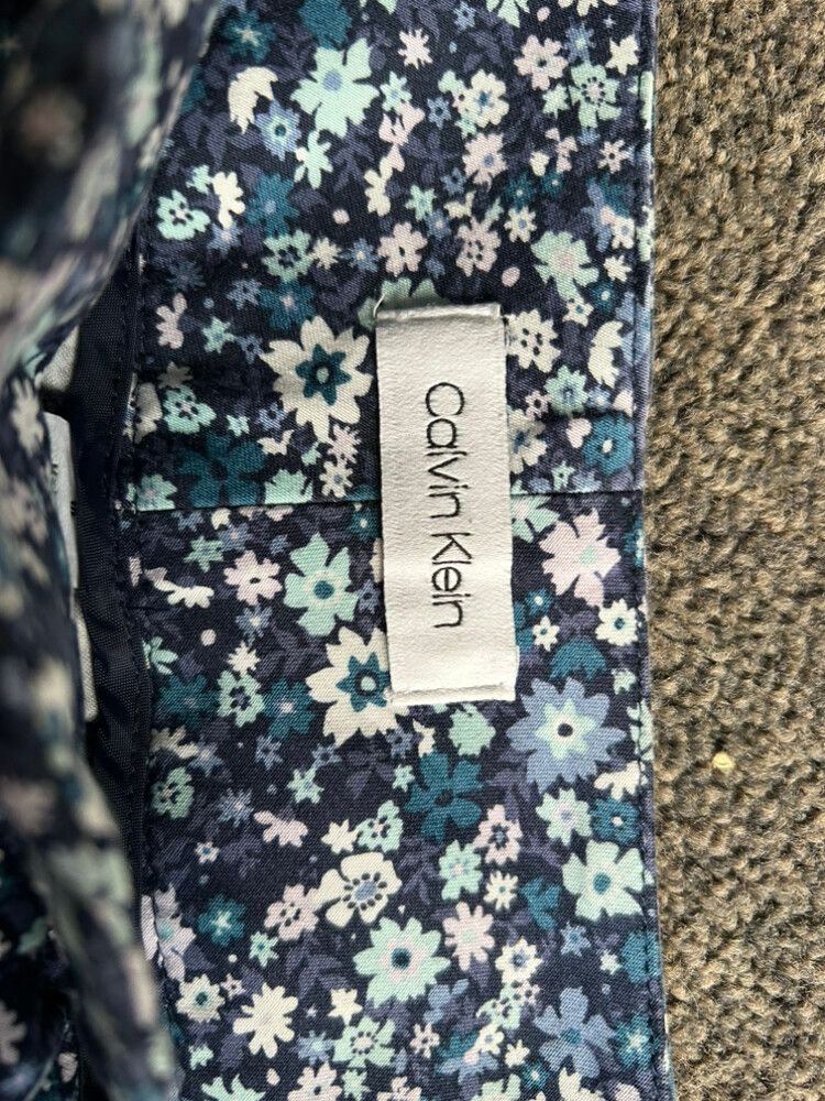 Calvin Klein Floral Shorts size 10