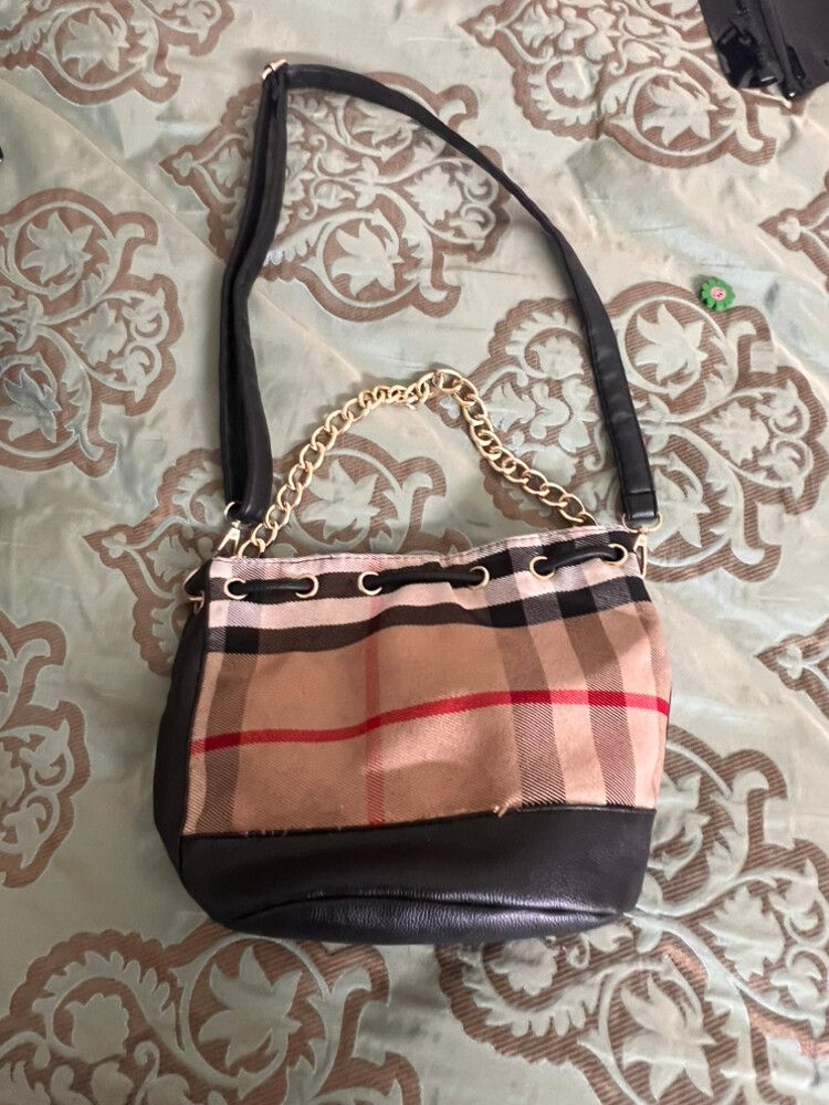 Plaid Bucket Bag