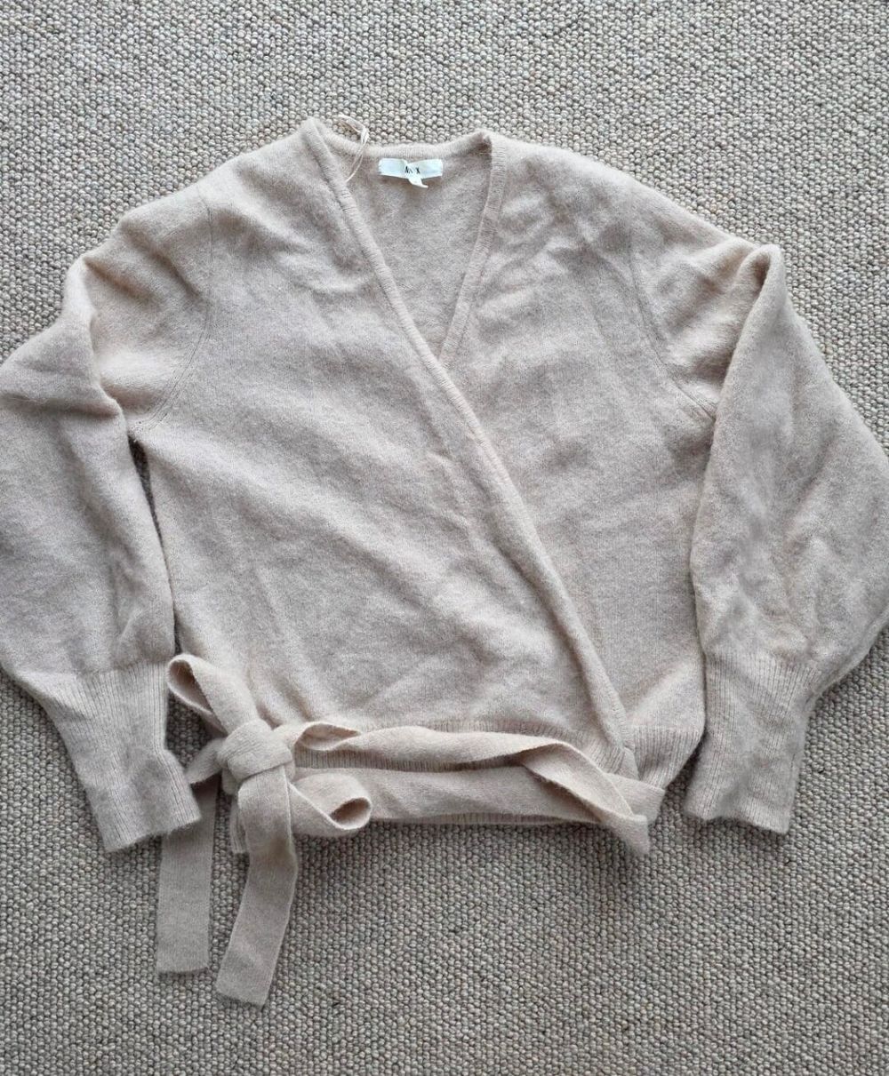 Max Dusky Pink Merino Blend Wrap Cardi