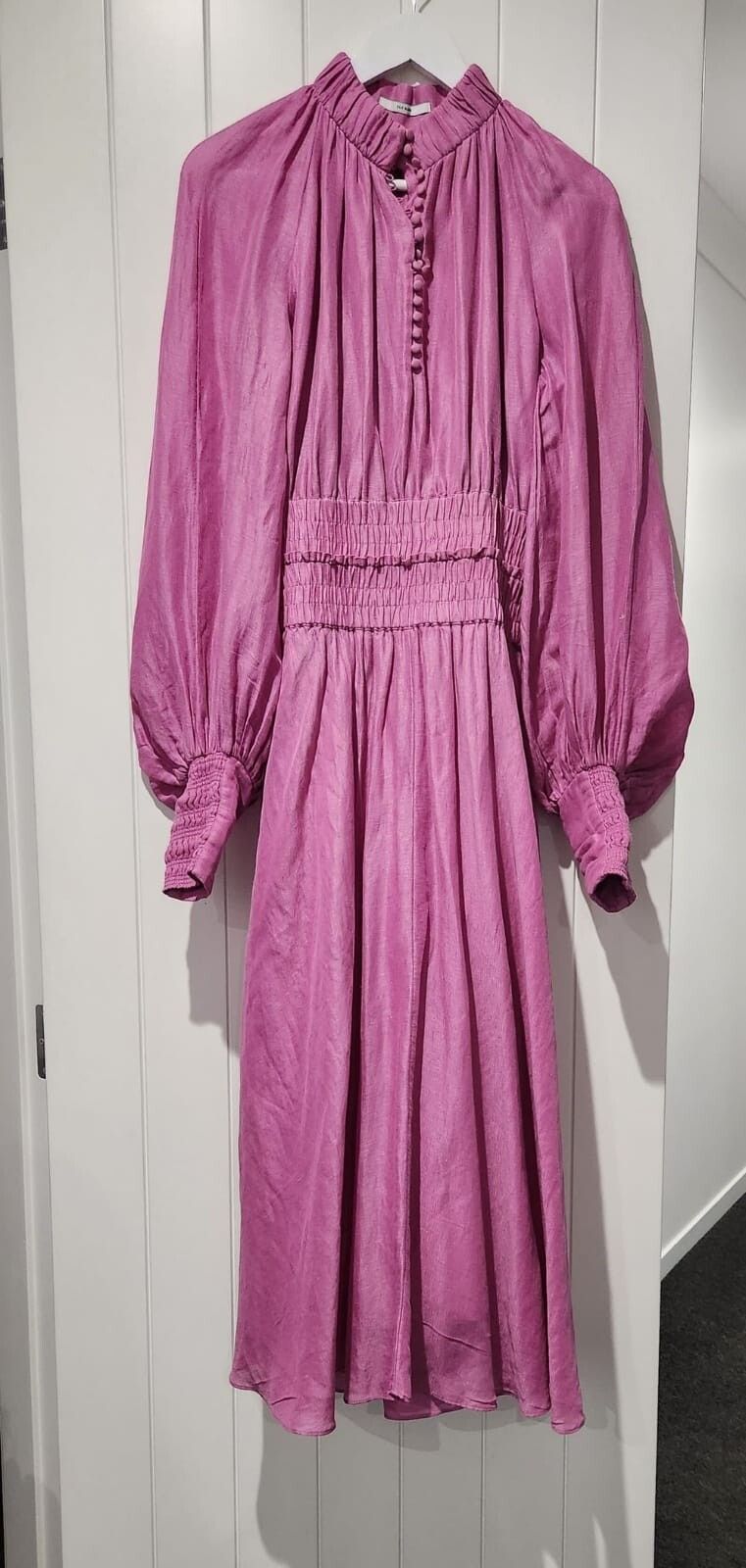 Country Road - Country road silk linen dress size 6 on Designer Wardrobe Country Road - Country road silk linen dress size 6 on Designer Wardrobe