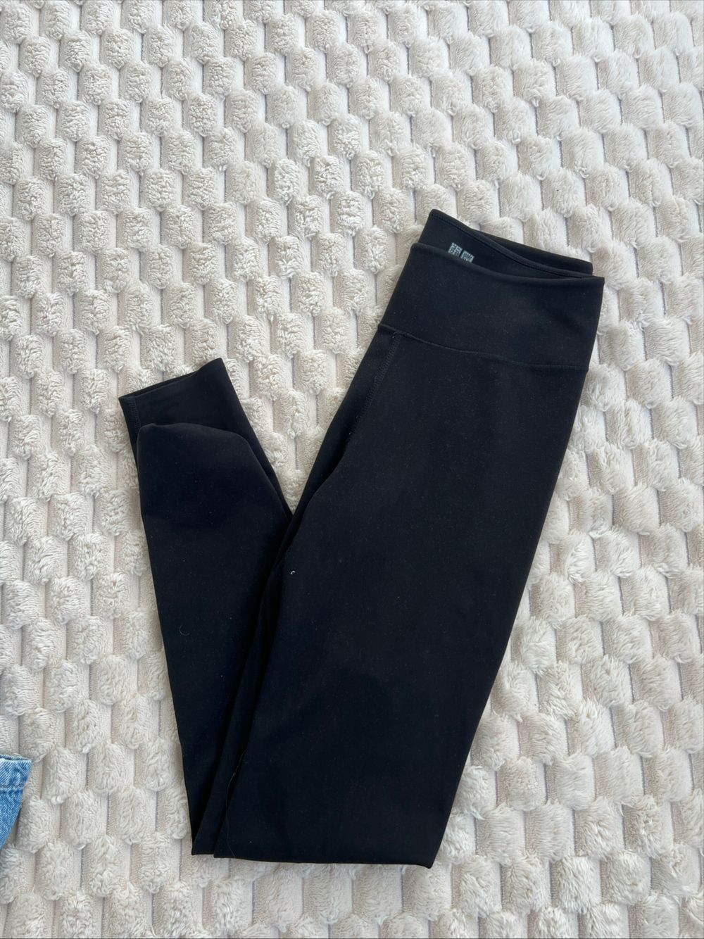 Uniqlo Black Activewear Leggings