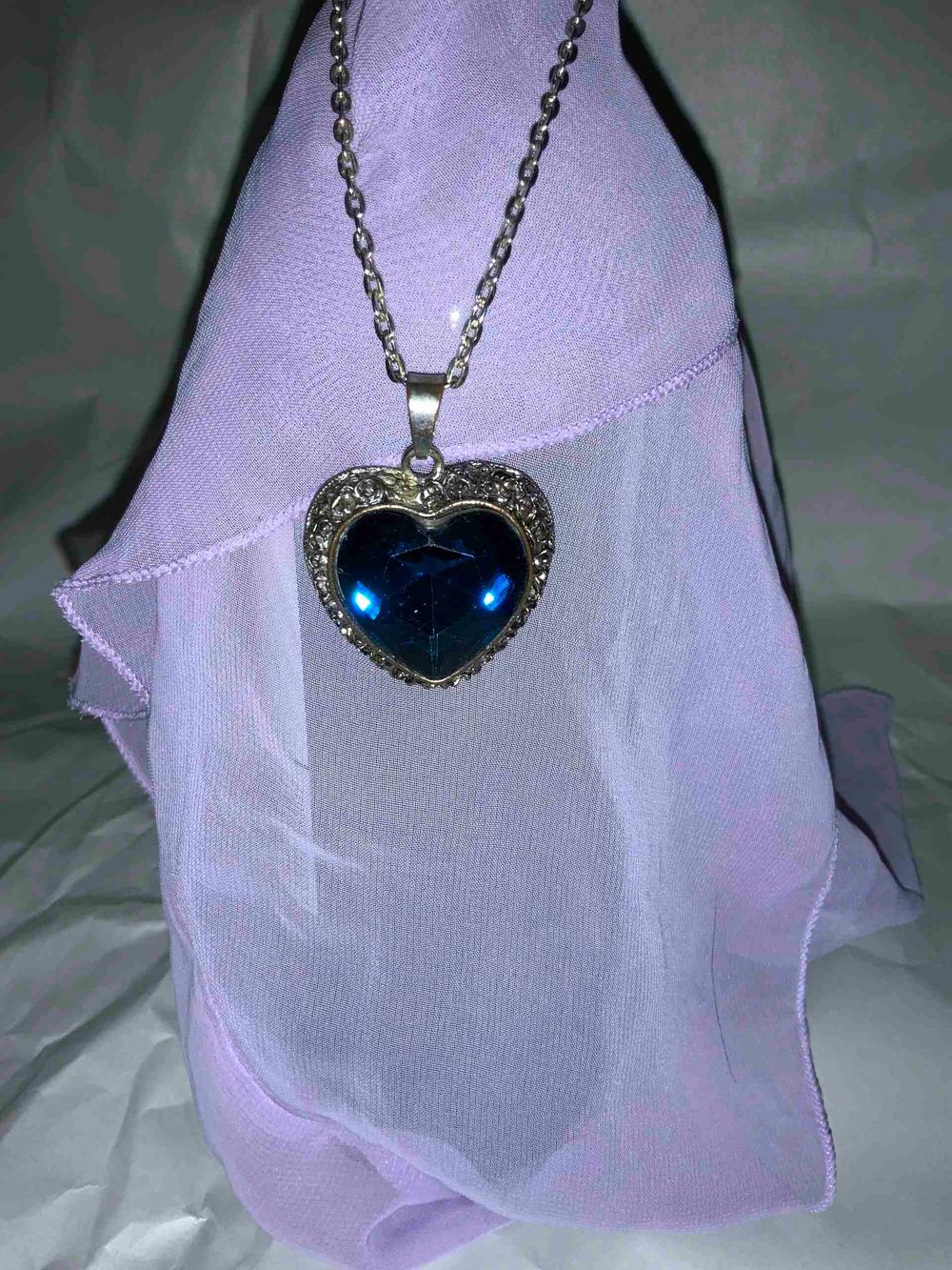 Vintage Silver Ornate Royal Blue Heart Pendant Necklace