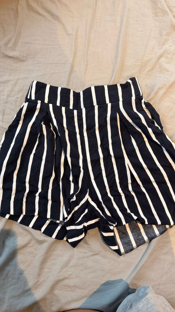 H&M Navy White Striped Shorts