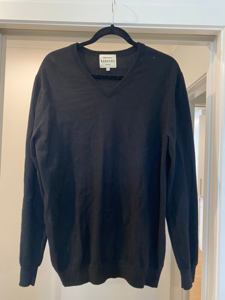 Black v-neck knit
