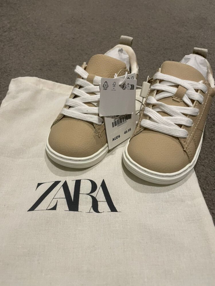 Zara Beige Sneakers
