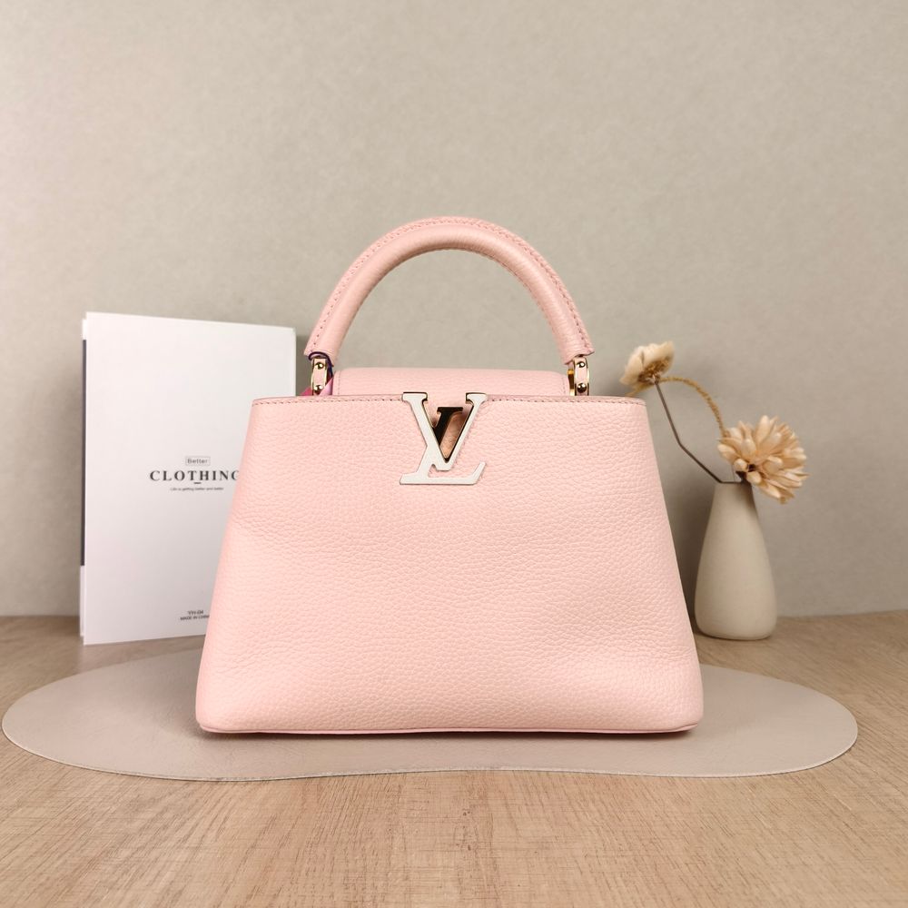 Louis Vuitton crossbody bag Capucines in pink calfskin BB