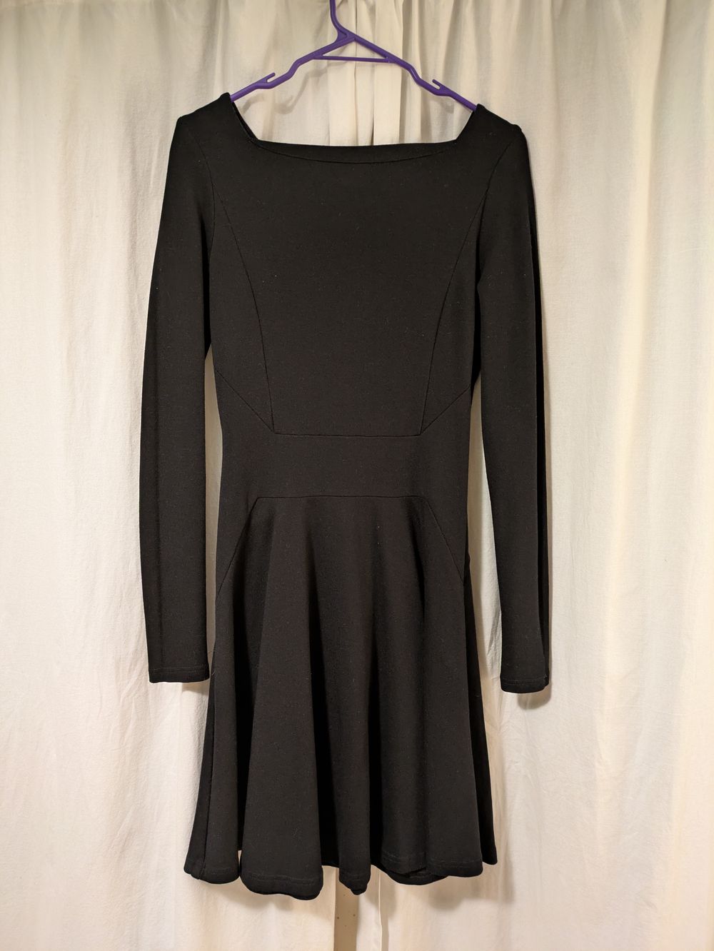 Cue - Cue black long sleeve dress on Designer Wardrobe