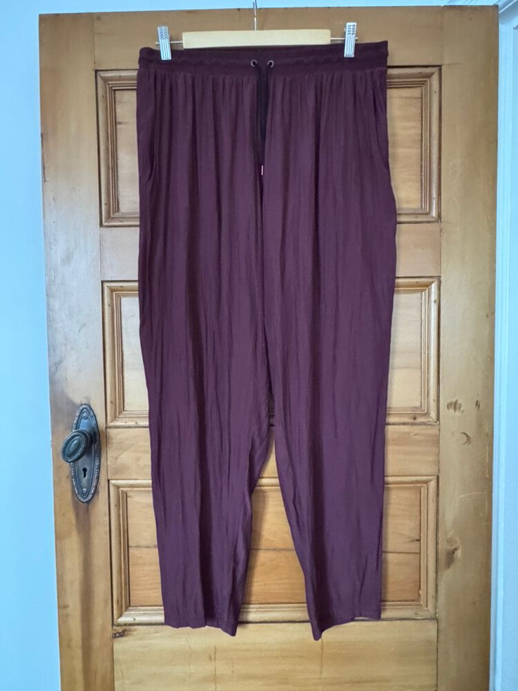 Juliette Hogan Leonard pant size 16