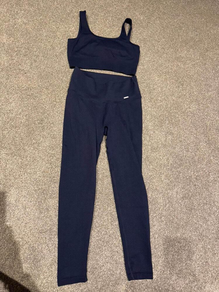 Ribbed Seamless Set