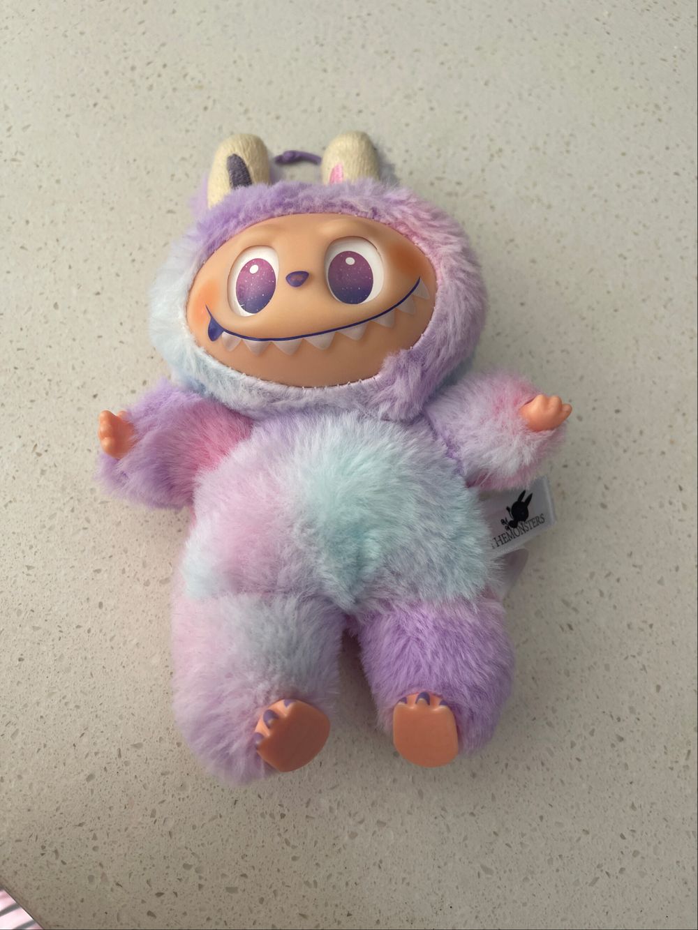 LABUBU THE MONSTERS Big into Energy 3点 AUTHENTIC Labubu V3 The Monsters Big into Energy Series