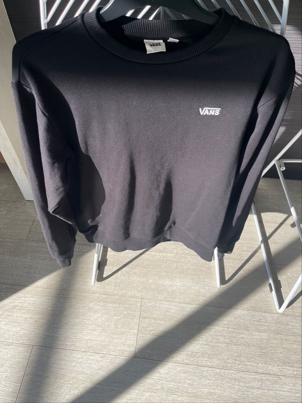 Vans left chest logo Standard fit sweatshirt in black - BLACK