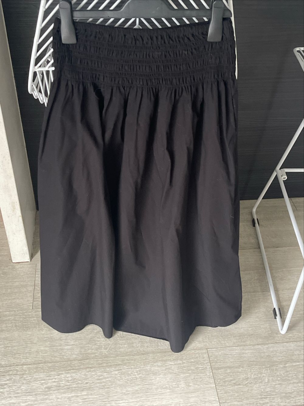 shirred waist poplin skirt