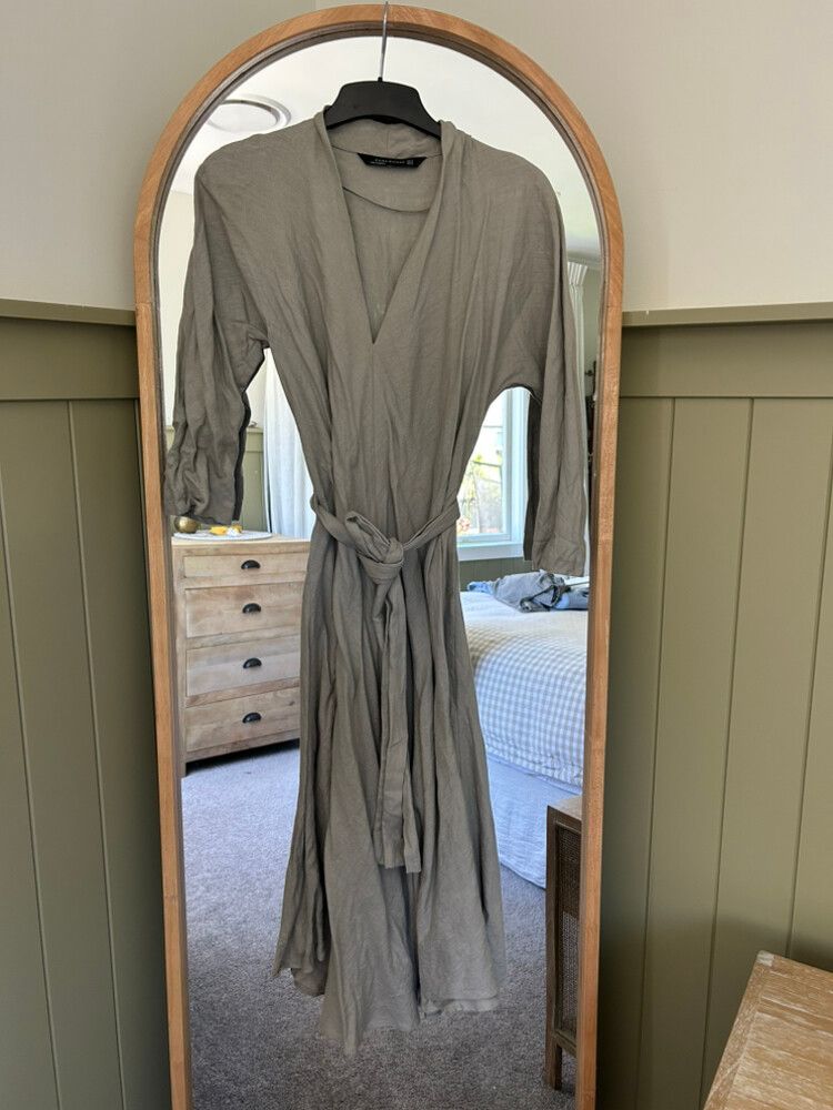 Zara - Zara 100% Linen Dress, XS In French Grey on Designer Wardrobe