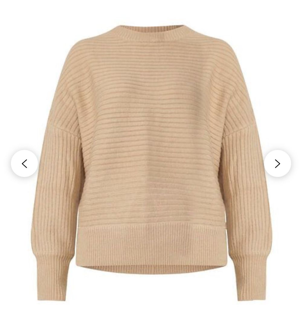 Moochi Mr Sights Sweater size M