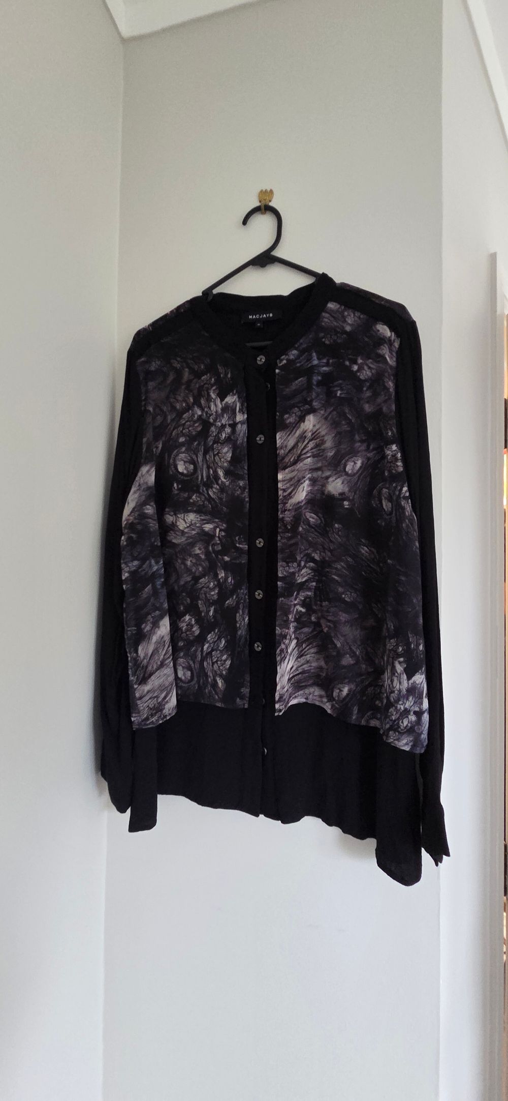 Macjays Black And Grey Printed Cardigan
