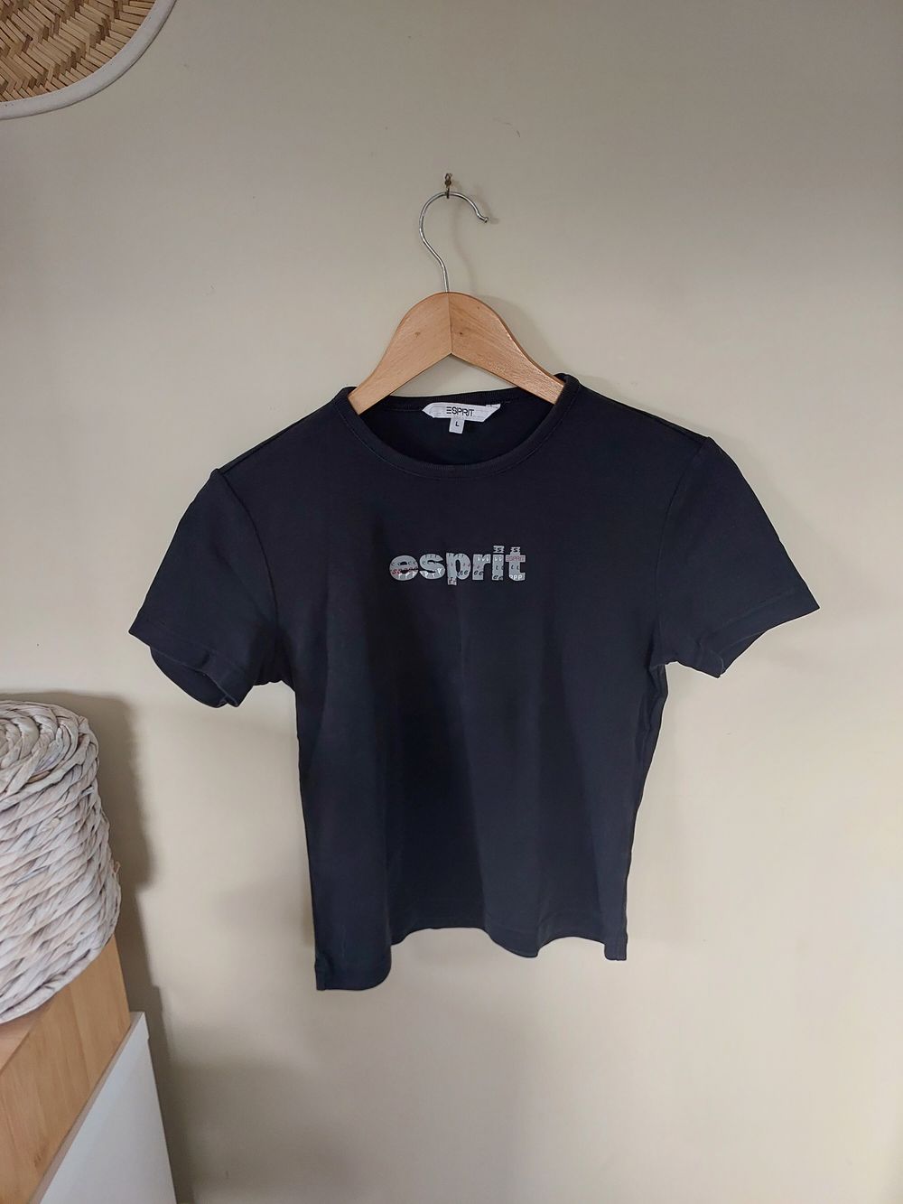 Top 90s baby tee